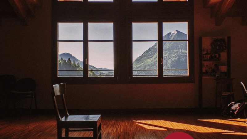 Bando per la residenza teatrale condotta da Francesco Niccolini e Saverio La Ruina che si svolgerà in Trentino, a Montagne, nel corso del 2020