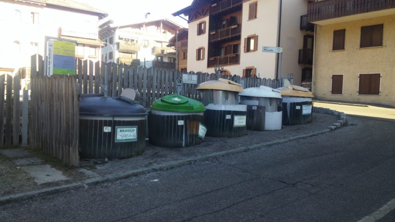 Capodanno ore 11, perfettamente pulita l’isola ecologica di Baldino: bravi!