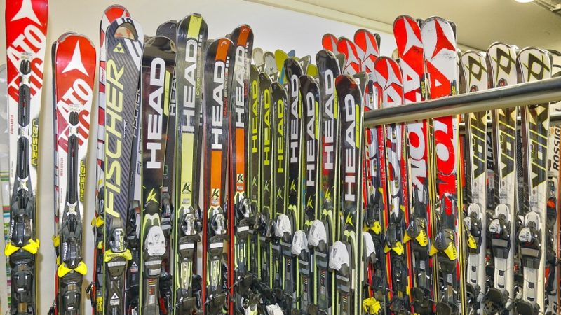 Ladri di sci a Campiglio: denunciati tre giovani bresciani