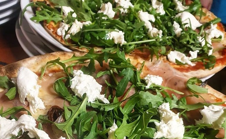 Nuovo servizio della Pizzeria Civetta di Massimeno: consegna delle pizze direttamente a casa