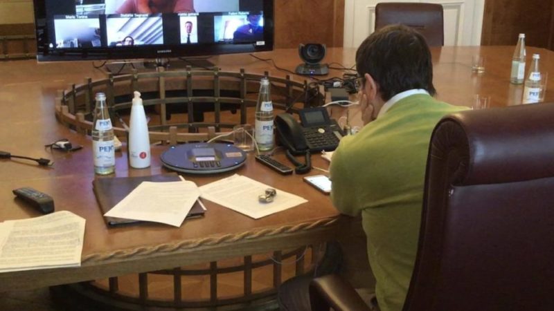 Ecco le disposizioni per bar, ristoranti, servizi alla persona, noleggi ma anche attività dello spettacolo, musei e biblioteche