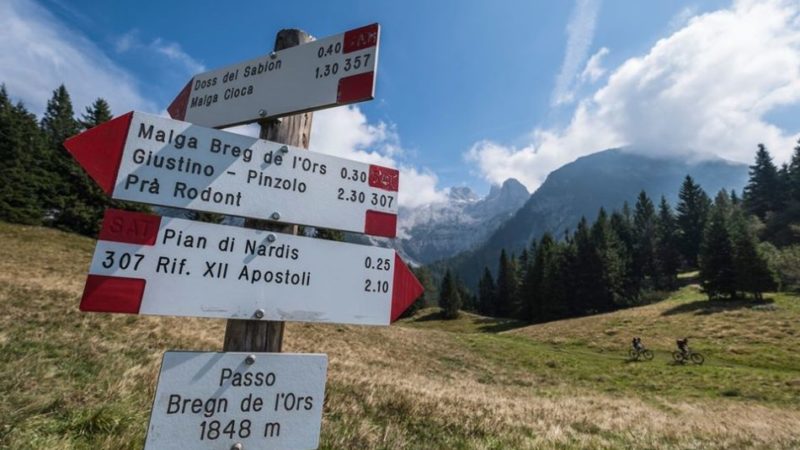 “La mattina ha l’oro in bocca!” – Domenica 26 luglio l’apertura degli impianti di Funivie Pinzolo alle 7.30