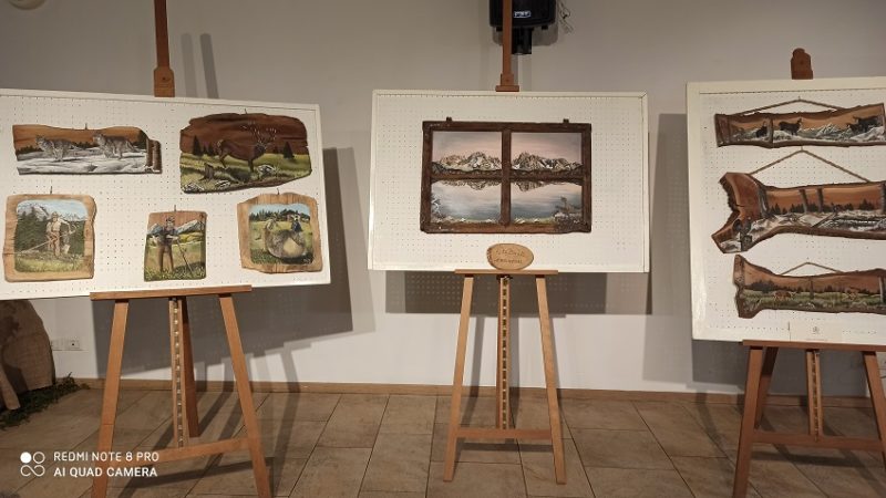 Apre oggi alle 17 la mostra al Paladolomiti “Artisti in Rendena”