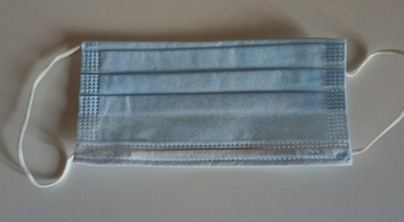 Scuola: …mentre ci CONSIGLIATE di fare il test e ci OBBLIGATE invece ad indossare la mascherina in classe