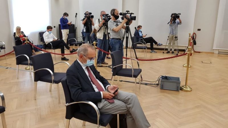 Maxi-focolaio a Trento: 98 casi positivi