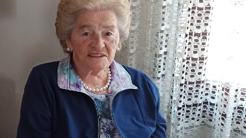 IL CAPPELLO DI PAGLIA – C’ERA UNA VOLTA…. LE FOLE DI NONNA VITTORINA