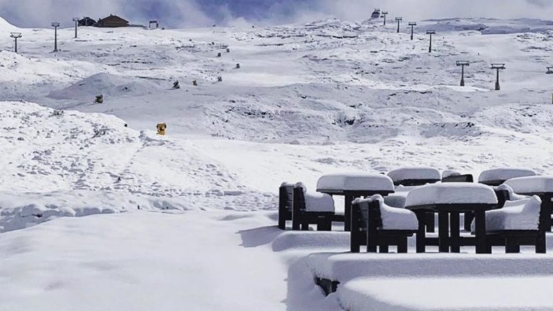 La prima neve è già arrivata ma crescono le preoccupazioni per l’imminente stagione invernale