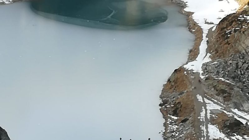 Appello urgente: non camminare sul ghiaccio del lago di Cornisello, potrebbe essere molto pericoloso!