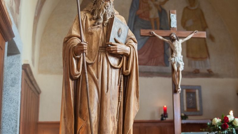 Sant’ Antonio Abate, Patrono di S. Antonio di Mavignola, una ricorrenza che quest’anno si svolgerà prevalentemente  “nel segno del Sacro”
