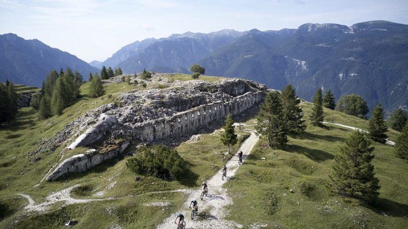 Arriva la Bike Transalp – Gara di mountain bike a coppie. Sella Giudicarie protagonista di una due giorni all’insegna della mountain bike