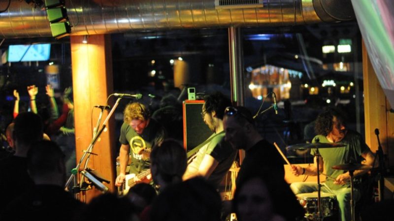 A Pinzolo Nicolò Turri con la band “Los Locos Armando’s” alla sagra di S. Gerolamo