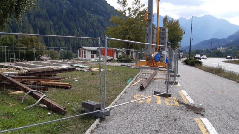 Demolizione completata e avvio lavori del nuovo punto info a Javrè