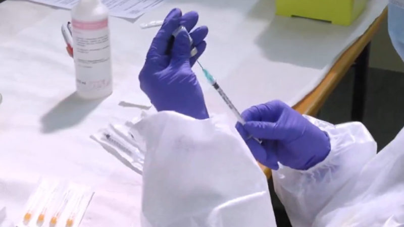 Un decesso, 75 nuovi casi su oltre 10.700 tamponi. Vaccinazioni a quota 805.965