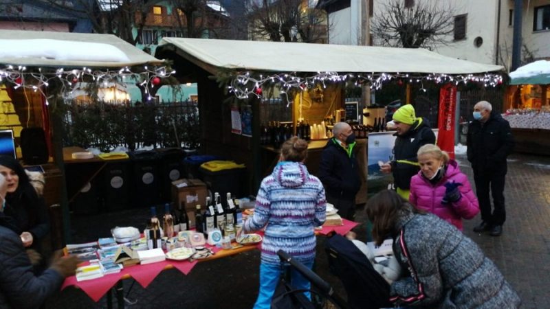 Piazza Carera: la Pro Loco di Orosei si presenta in piazza Carera