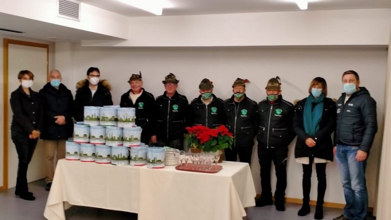 Alpini Pinzolo: Cari ospiti della Casa di Riposo Abelardo Collini