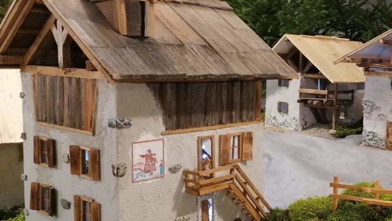 Da domani apre la bellissima mostra di presepi al Paladolomiti di Pinzolo