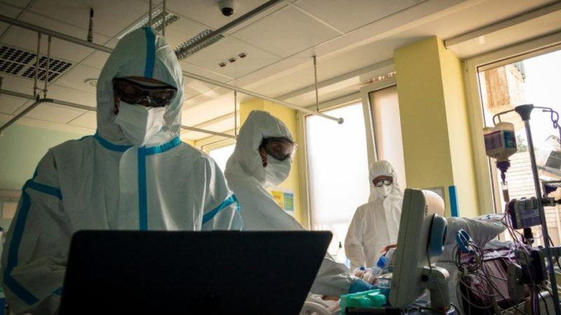 6 decessi. 121 persone in ospedale