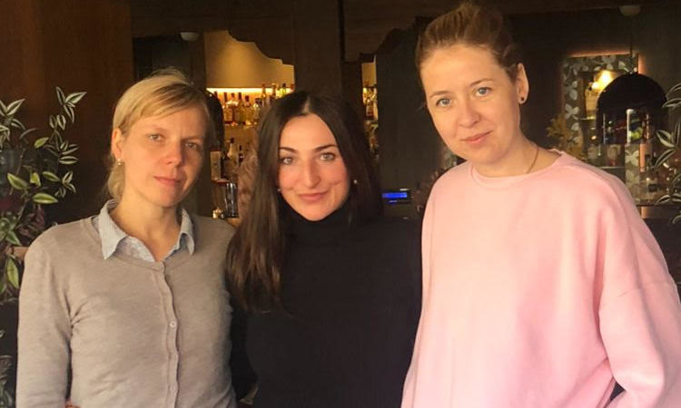 Arrivate a Madonna di Campiglio le prime due mamme Olga e Irina con bimbe al seguito fuggite da Leopoli