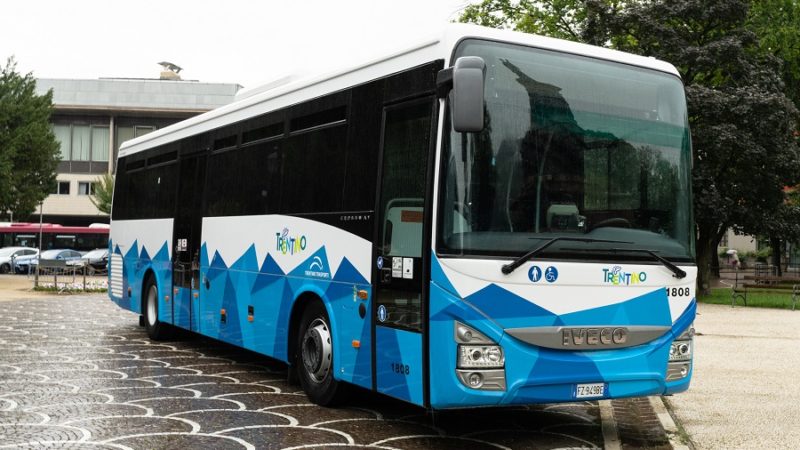 Prendere un Freccia partendo da Pinzolo con i mezzi pubblici? E’ diventata un’impresa…