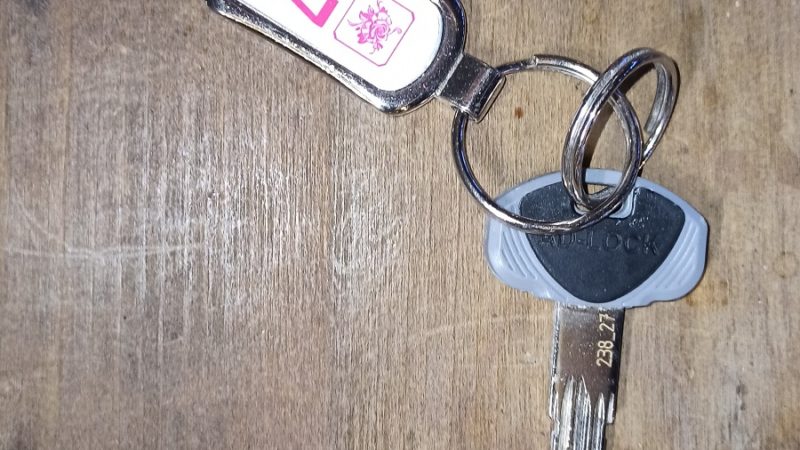 Trovate in piazza Carera delle chiavi di hotel…