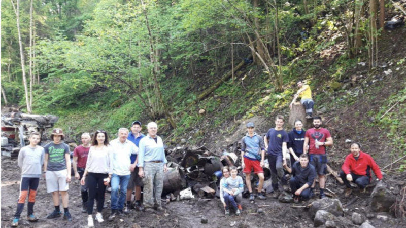 Successo per la raccolta dei rifiuti abbandonati lungo l’alveo del fiume Sarca