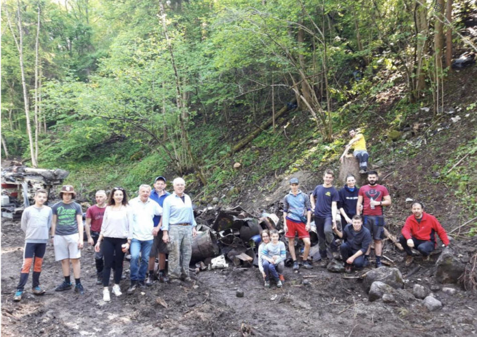Successo per la raccolta dei rifiuti abbandonati lungo l’alveo del fiume Sarca