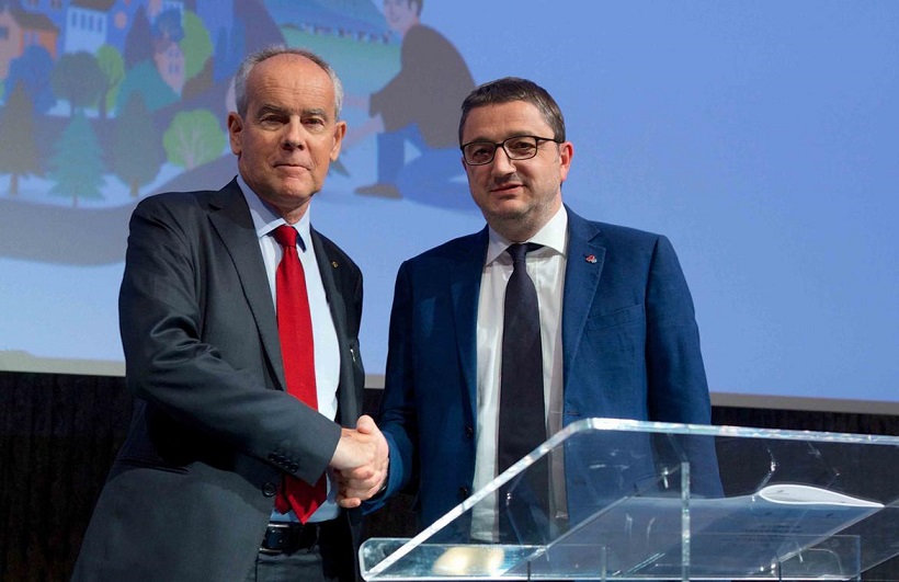 Maurizio Fugatti e  Roberto Simoni firmano il nuovo “patto” per lo sviluppo del Trentino