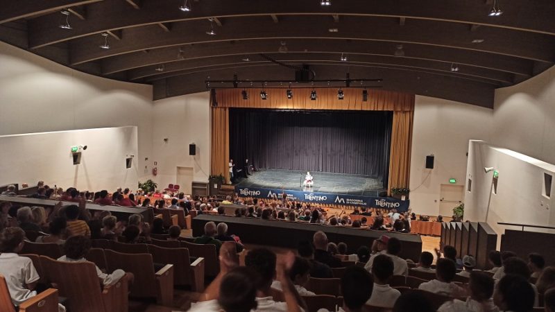Il primo “Pinzolo Show Talent” entusiasma il pubblico del Paladolomiti