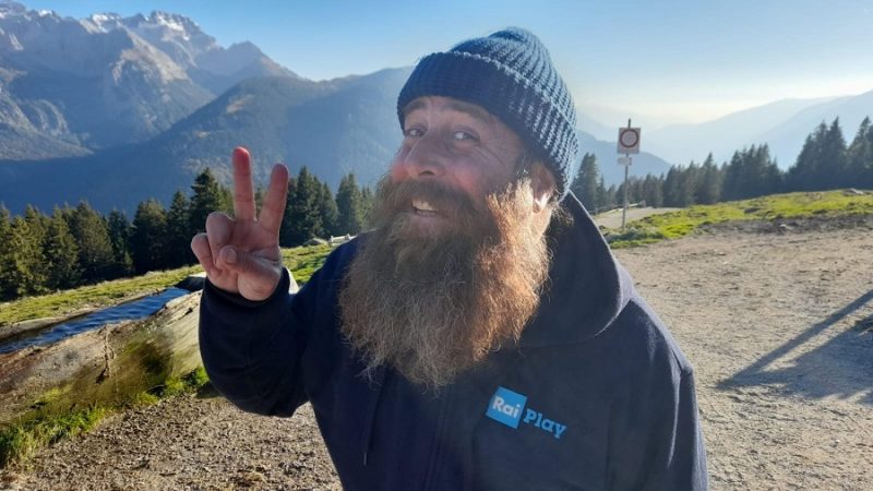 I “Mestieri di Mirko su Rai 2” – Sabato 27 agosto alle 9.50 la storia degli spaccapietre di Carisolo