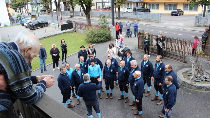 Festa di compleanno per i 100 anni di Jack Caola Stampum