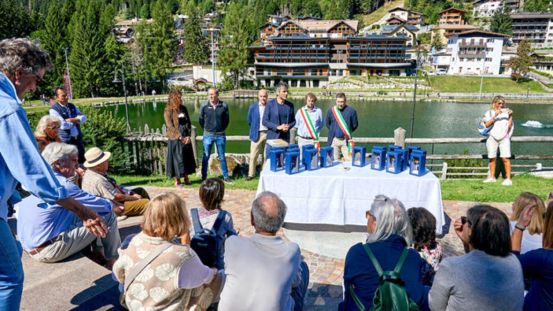 Ospiti da cinquant’anni, premiati con il “Giglio di San Giovanni”