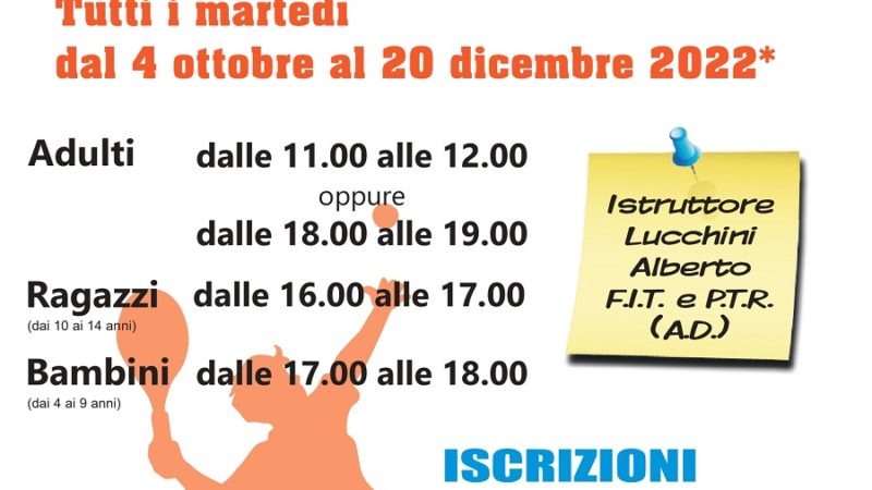 Corsi di tennis al palasport di Carisolo