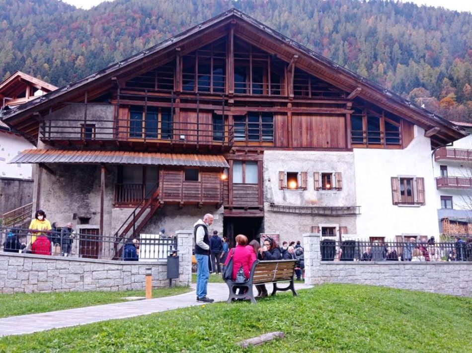 30 ottobre: “Tempo d’autunno” a Darè con i Castanicoltori della Val Rendena