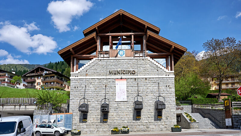 Imbarazzo al Consiglio comunale di Giustino del 26/10/2022