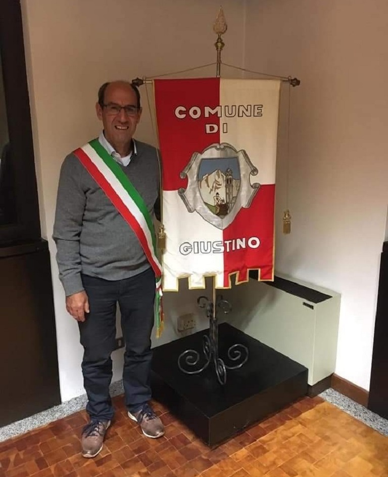 La Minoranza chiede nuovamente la dimissioni del sindaco di Giustino