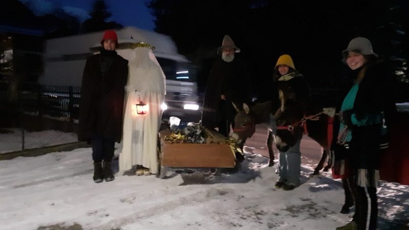 Notte magica quella di santa Lucia che illumina d’attesa gli occhi dei piccoli e di nostalgia quella dei grandi