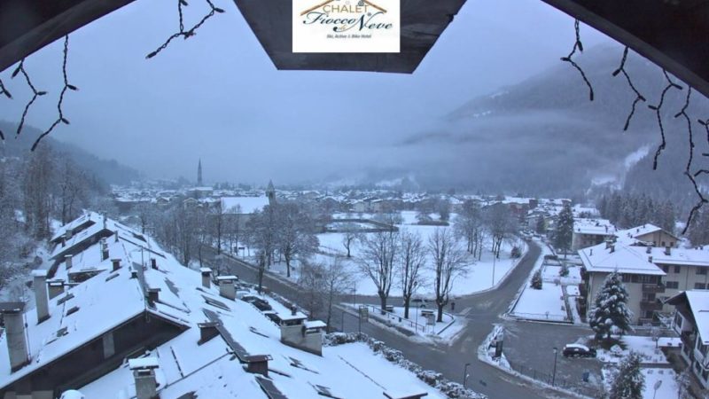 Pinzolo: quasi 40 centimetri di neve fresca al Doss del sabion, imbiancata anche Pinzolo