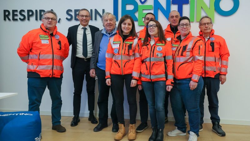 Sport, solidarietà, divertimento: la formula vincente dei Campionati di sci per i soccorritori a Pinzolo
