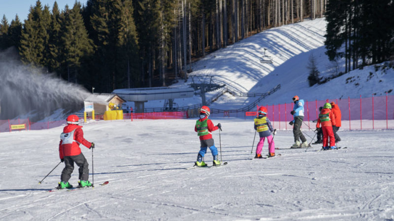 Corsi di sci – La Corte dei Conti condanna l’ex sindaco di Giustino e due dipendenti