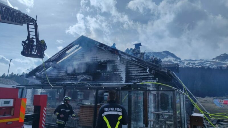 Madonna di Campiglio: un incendio danneggia il rifugio Ritort