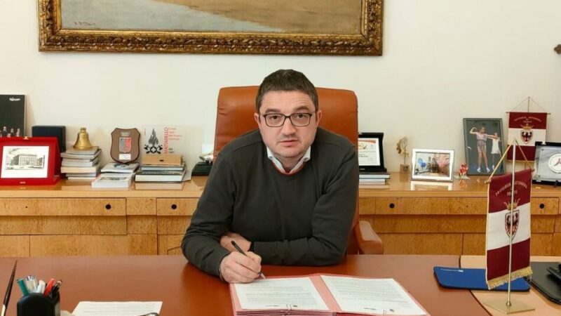 Tragedia di Caldes, l’ordinanza di Fugatti: abbattere l’esemplare che ha aggredito il runner