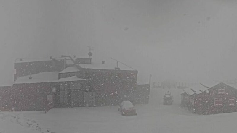 E’ tornato l’inverno: dalla notte scorsa nevica dai 1500 metri in sù