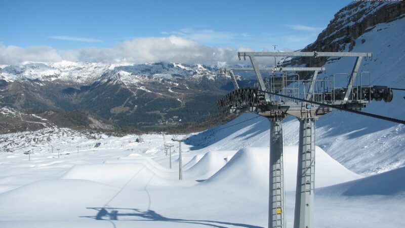 Tanta neve in cima al Grostè. E se si stoccasse?