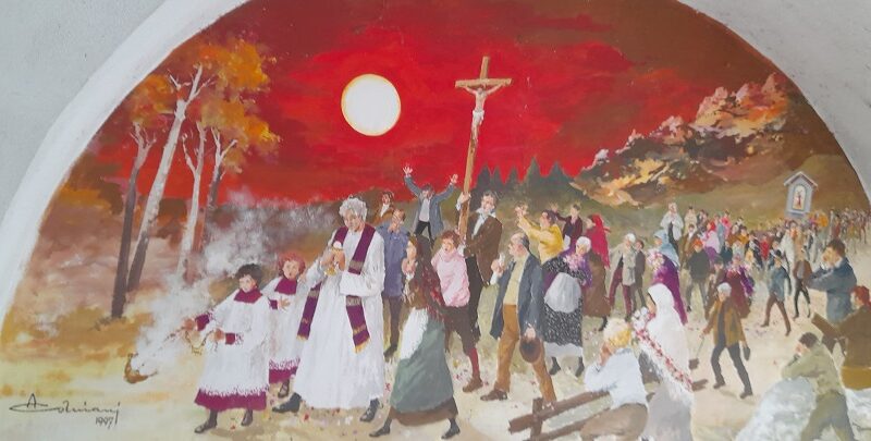 Affresco sulla processione a Pelugo