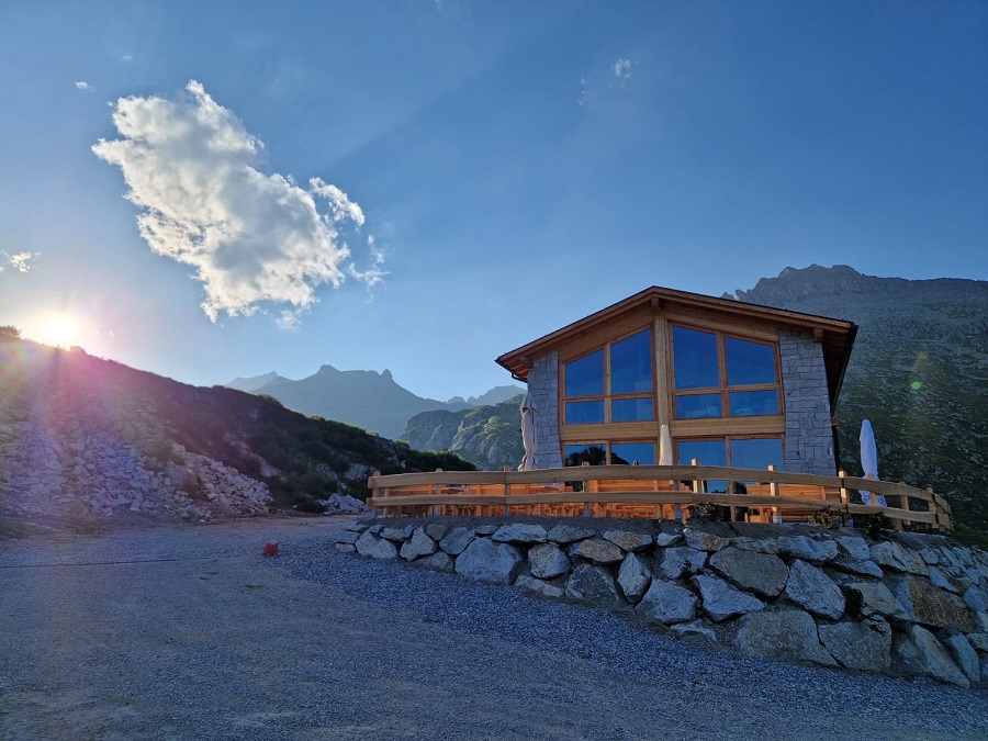 Mercoledì 19 luglio apre il nuovissimo rifugio Cornisello in val Nambrone