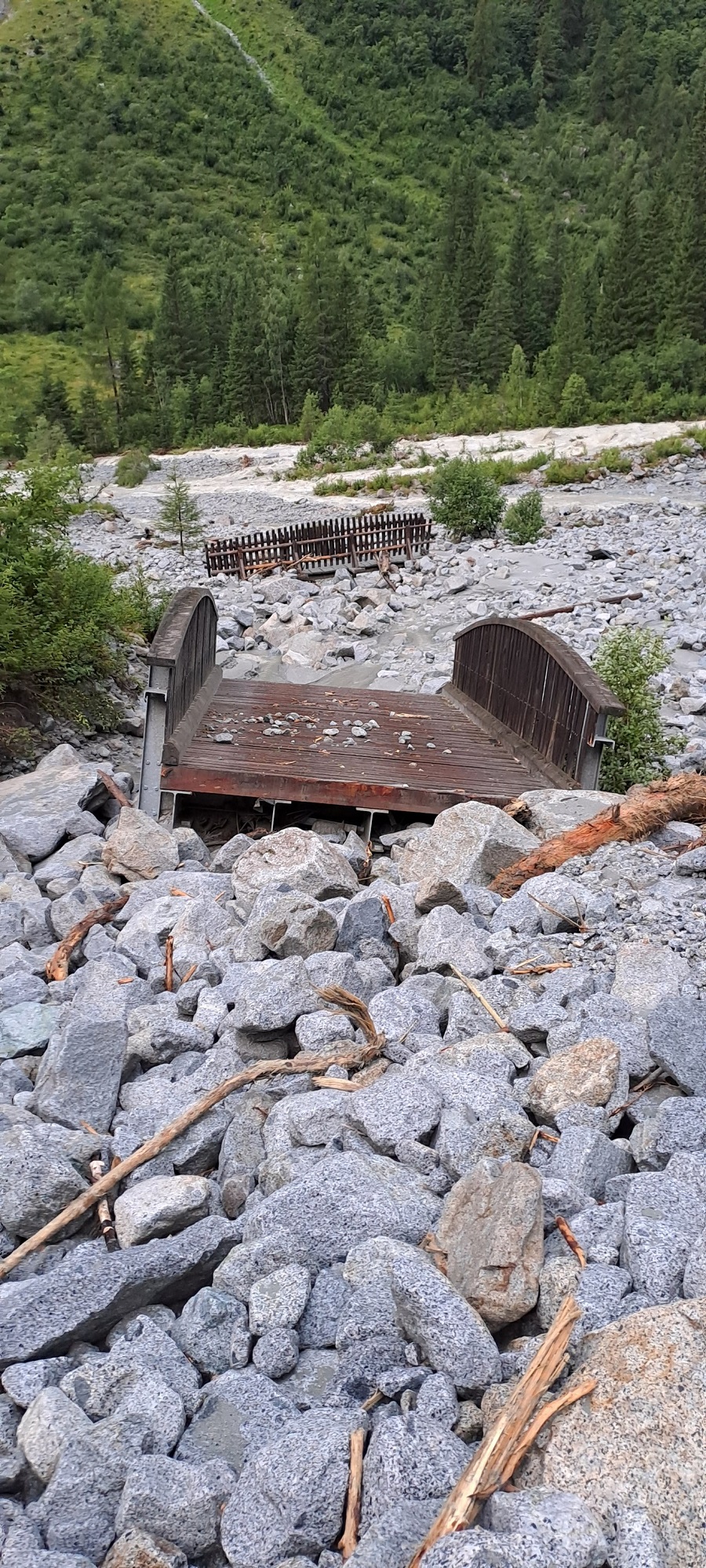 Temporale di ieri in val Genova – Strada aperta fino a Ponte Maria