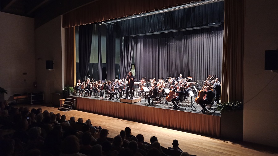 Il rock dell’orchestra Haydn diverte ed emoziona il pubblico del Paladolomiti