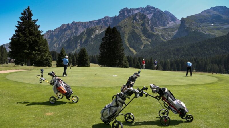 CENTO ANNI DI GOLF  A MADONNA DI CAMPIGLIO