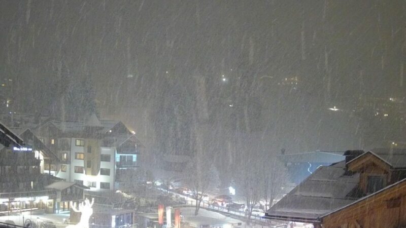 Fitta nevicata sulla skiarea Campiglio