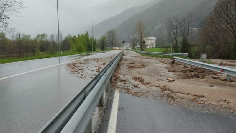Statale 237 del Caffaro chiusa  per alcune ore. Alle 13.30 la strada per Brescia è stata riaperta